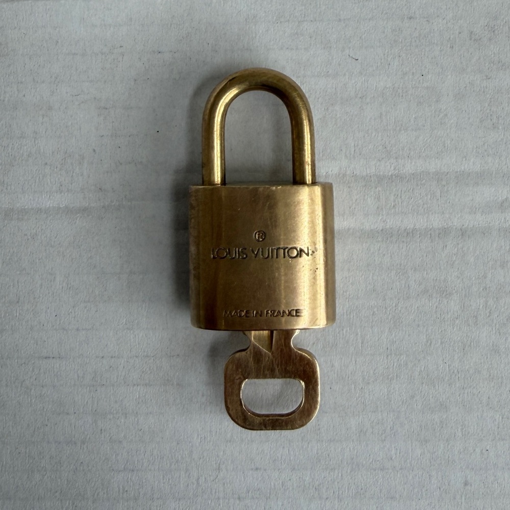 Authentic Louis Vuitton Lock #302 - Picture 3 of 6